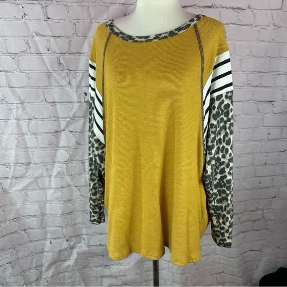 NWT lovely J boutique leopard animal print dolman Sleeve Top boho western plus - Picture 3 of 10